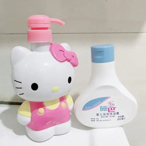 500ML Sanrio Hello Kitty Squeeze Bottle Shower Gel Hand Sanitizer Dish Soap Liquid Cute Cartoon Girl Heart High Capacity Bottled